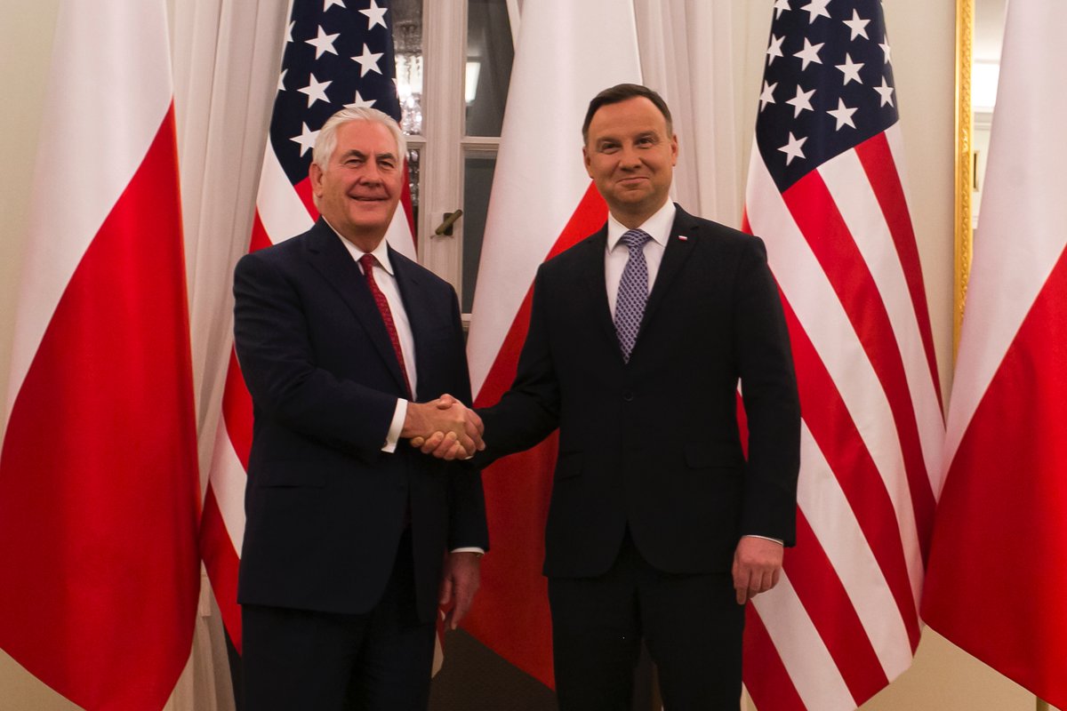 rextillersonseekstostrengthenusstrategicpartnershipwithpoland