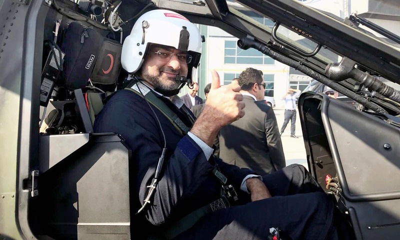 shahidkhaqanabbasibecomesfirstpakistanpmtoflymilitaryhelicopter