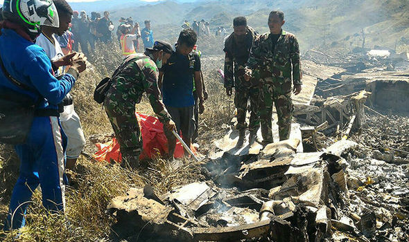 indonesiahorror:airforcejetcrashesintosideofmountainkillingeveryoneonboard