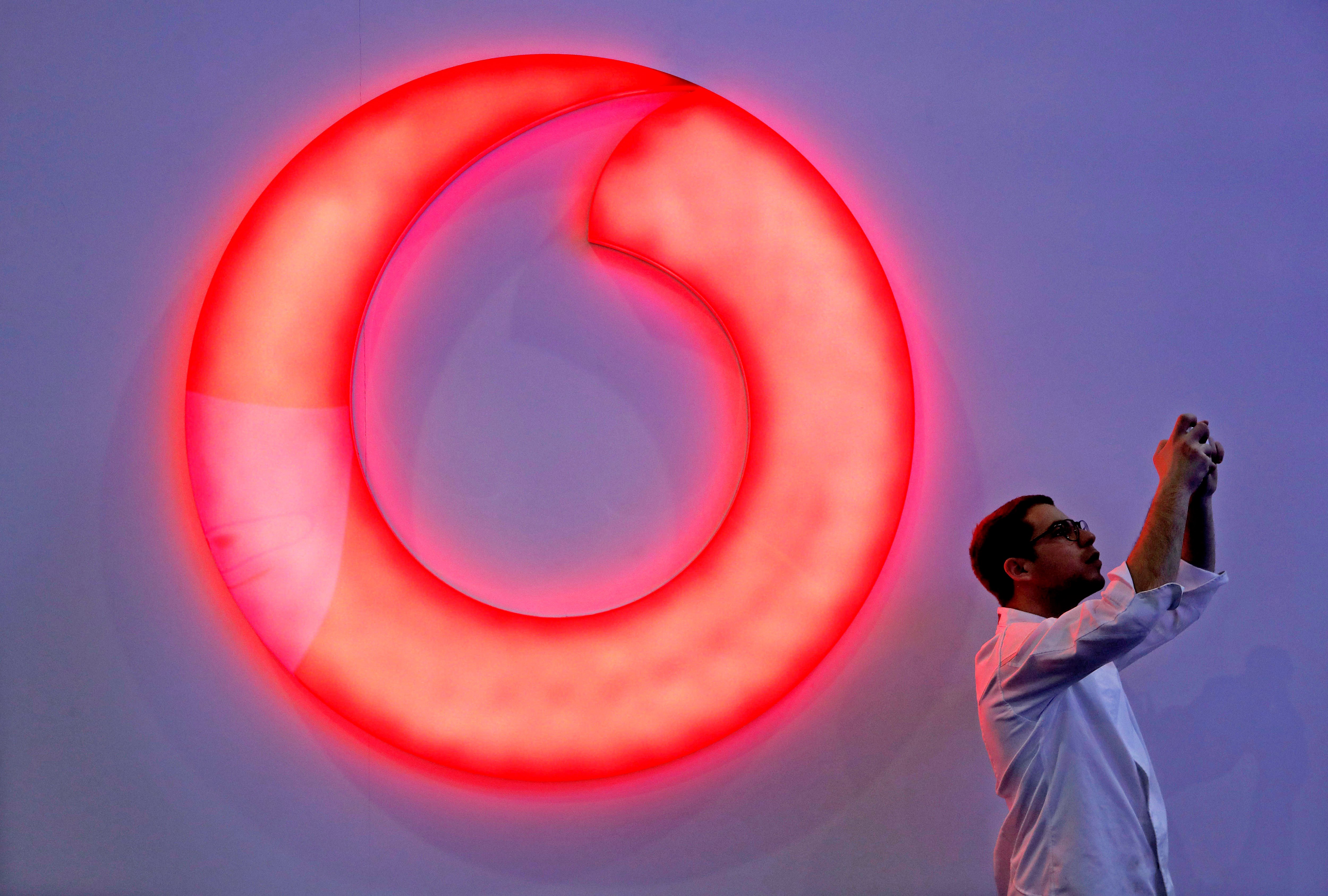 vodafoneagrees€184blntakeoveroflibertyglobalassetsingermanyeasteurope