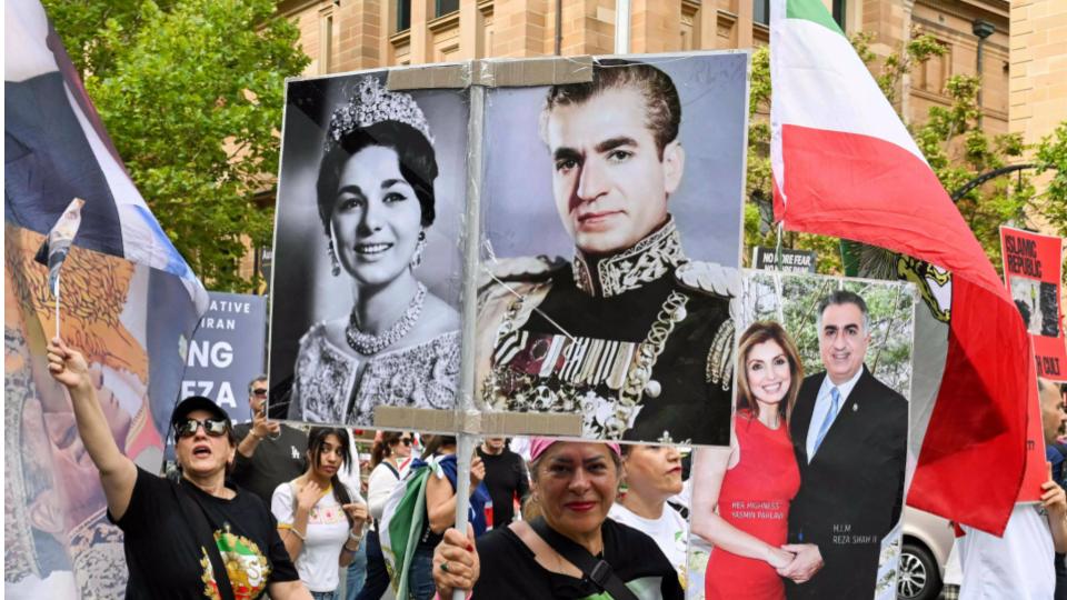 Son Of Last Shah Calls On Trump To Help Iranian People