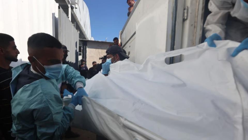 Israel Returns 15 Palestinian Bodies To Gaza