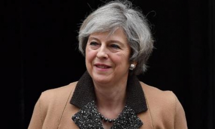 britishpmtheresamaysignslettertotriggerbrexitfromeu