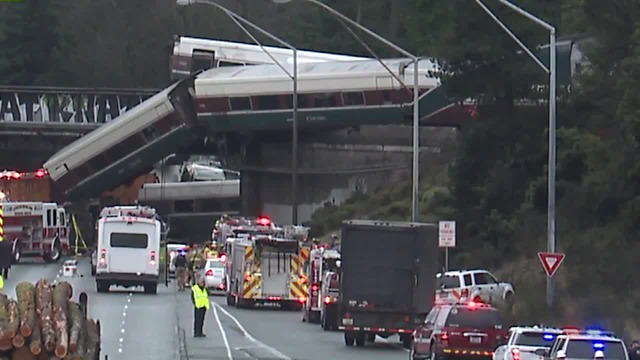 atleastthreedeadasamtraktrainderailsoverwashingtonstatehighway