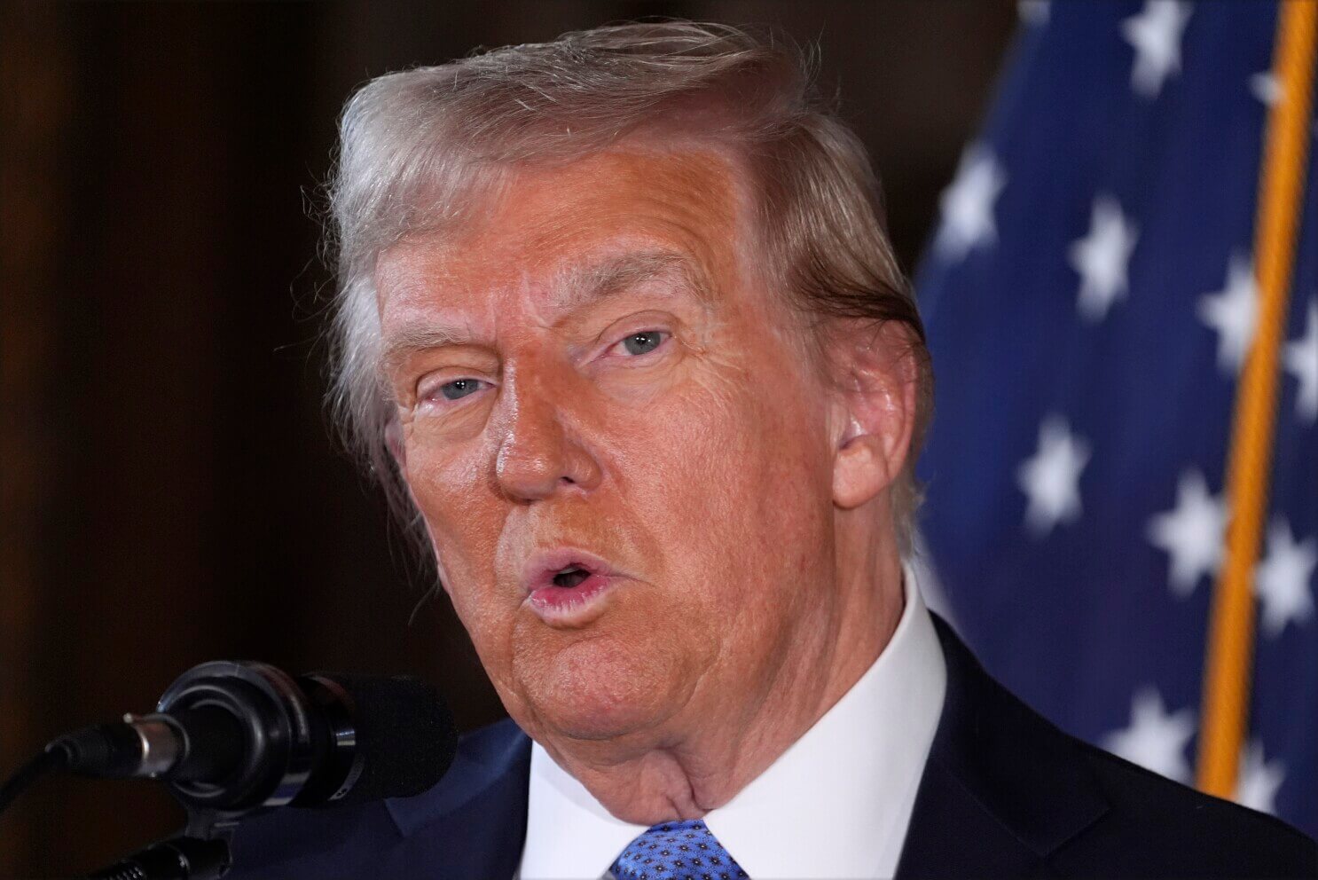 trumpwarnsofimposingsanctionstariffsonrussiadaysafterovalofficespatwithzelensky