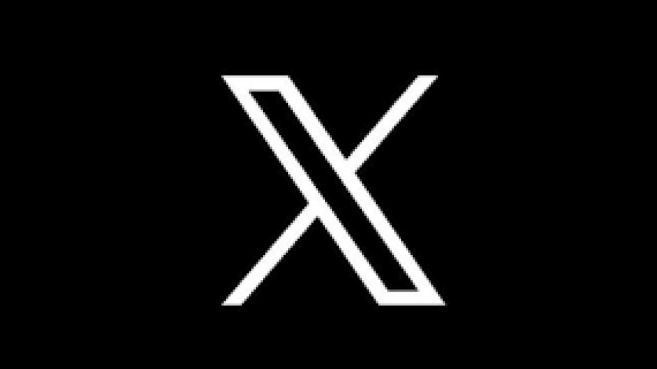 xtoremoveillegalcontentpermanentlybanoffendingusers