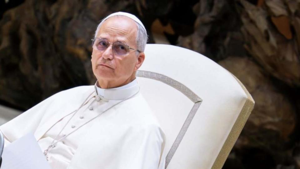 Pope Leo XIV urges Hamas to accept Trump’s peace plan for Gaza