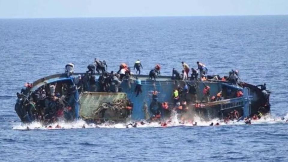 Boat carrying 250 Rohingya, Bangladeshi passengers sank in Andaman Sea