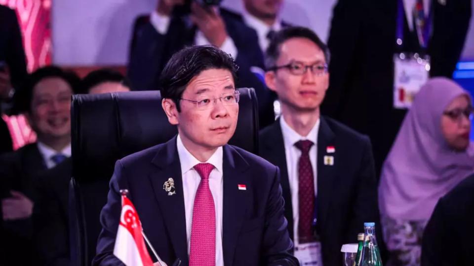 Singapore PM Condemns Anti-Indian Racism Over Air India Debate