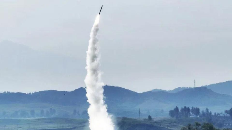 North Korea fires 10 rockets hours after US-South Korea-Japan air drill