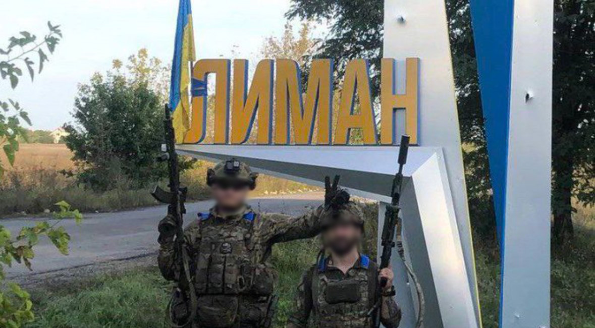 Russian Ministry of Defense announces its withdrawal of troops from city of Lyman in Ukraine