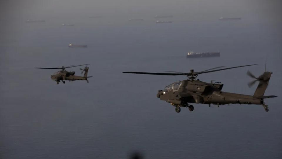 US Launches New Strikes on Iran After Helicopter Downed