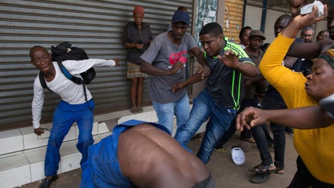 southafricaplansdriveagainstillegalforeignworkers