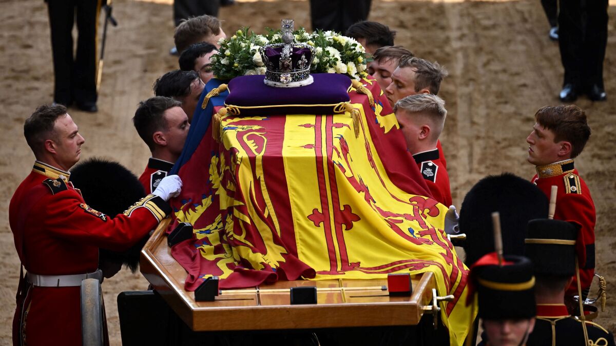 over2000gueststojoinqueenelizabeth’sfuneralonmonday