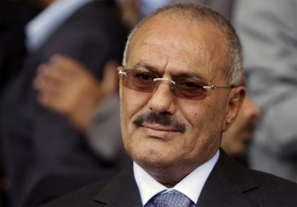 yemensexpresidentsalehkilledinrpggunattackonhiscarpartyconfirmsdeath