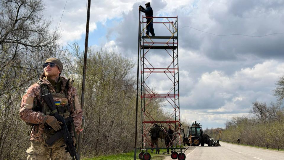 Russia and Ukraine Set to Begin Easter Truce