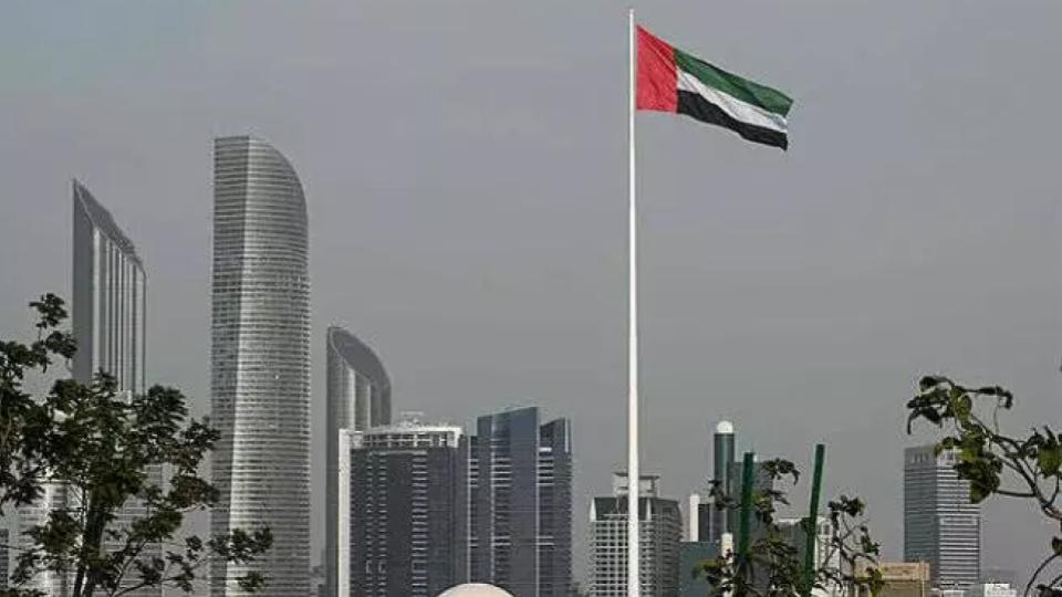 UAE Halts All Trade, Financial Dealings with Iran After Missile Attacks
