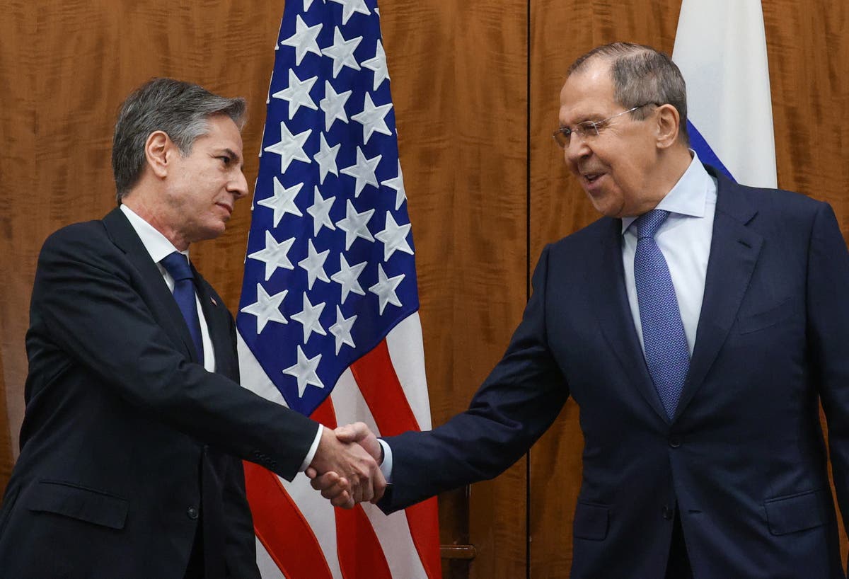 US and Russia hold talks in Geneva over Ukraine crisis