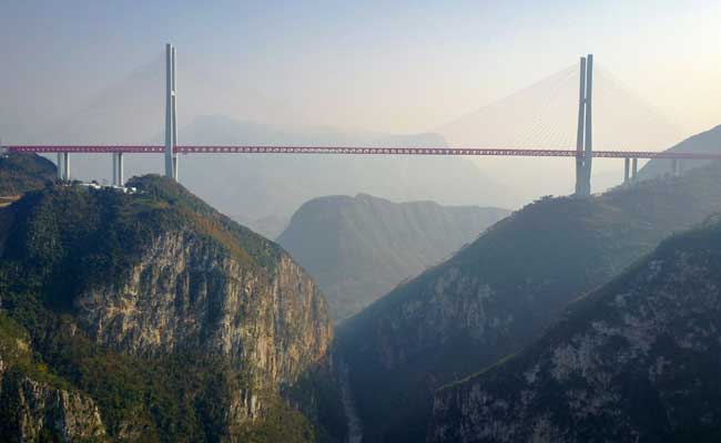worldshighestbridgeopensinchina