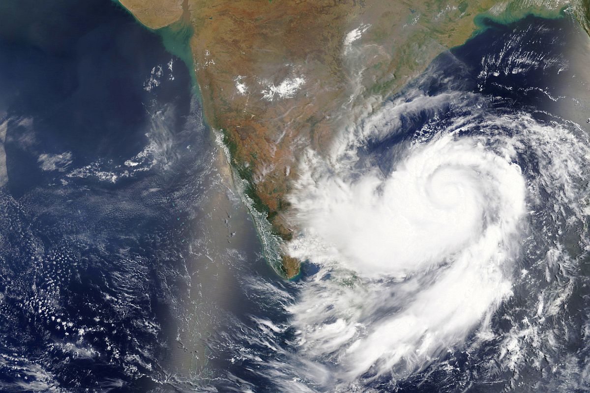 lowpressurearealiesoversouthandamanseatointensifyintocyclonebymay8