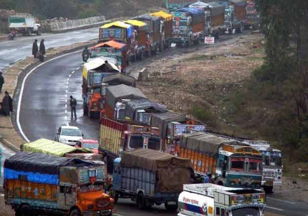 onewaytrafficrestoredonjammusrinagarhighway