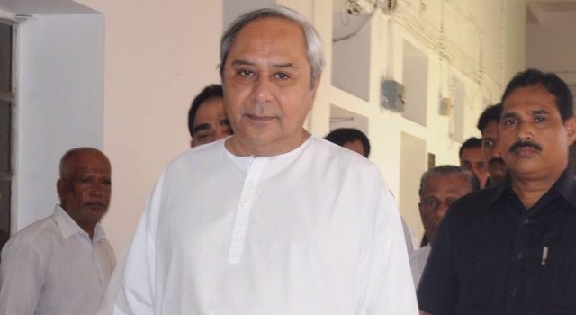 odisha:naveenpatnaikreshufflescabinetbringsbackseniorbjdleaders