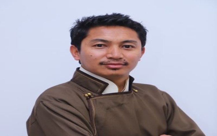ladakhmpjamyangtseringnamgyallaunches“mainbhisubhashcampaignfromleh