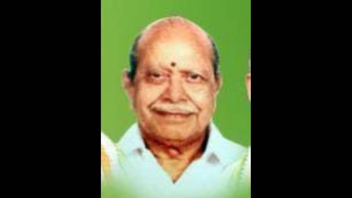 formerpuducherrycmramachandranpassesaway