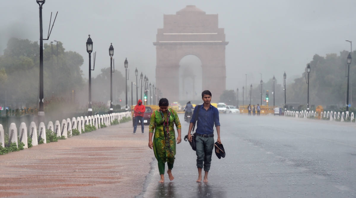 monsoonshowersdrencheddelhi