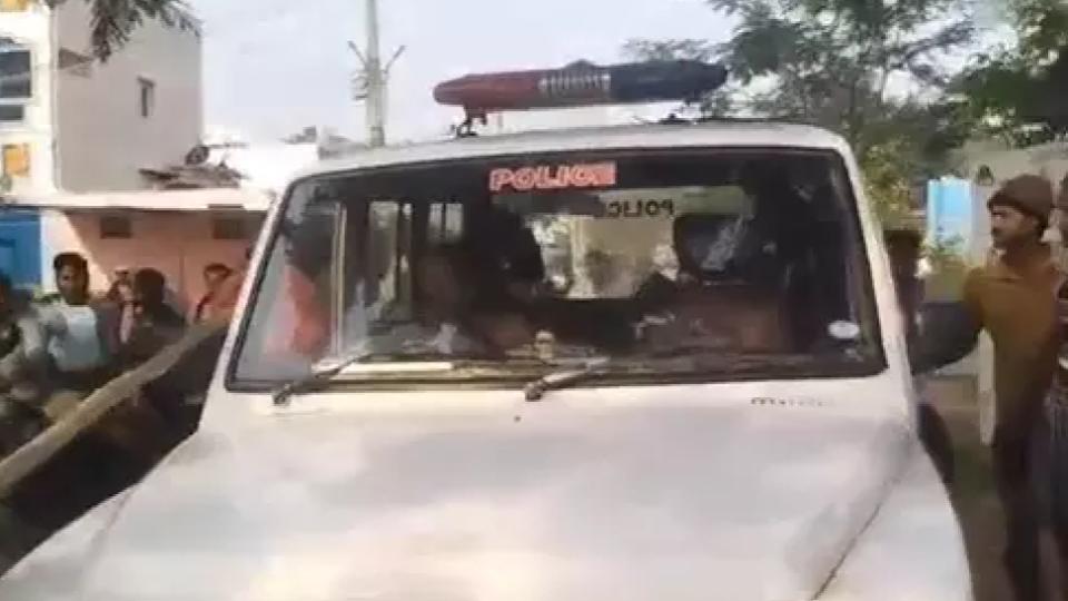 Man Runs Amok with Police Vehicle In Chittor, 3 injured