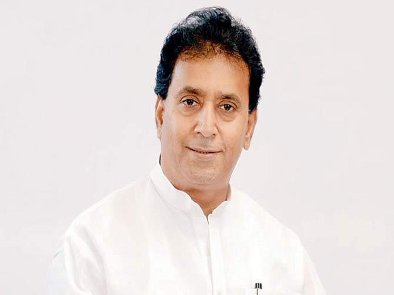maharashtrahomeministeranildeshmukhappealscitizenstoobservefestivalofeiduladhainasymbolicfashion