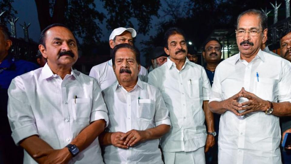 congresstoholdclpmeettodaykeralasettogetnewcm