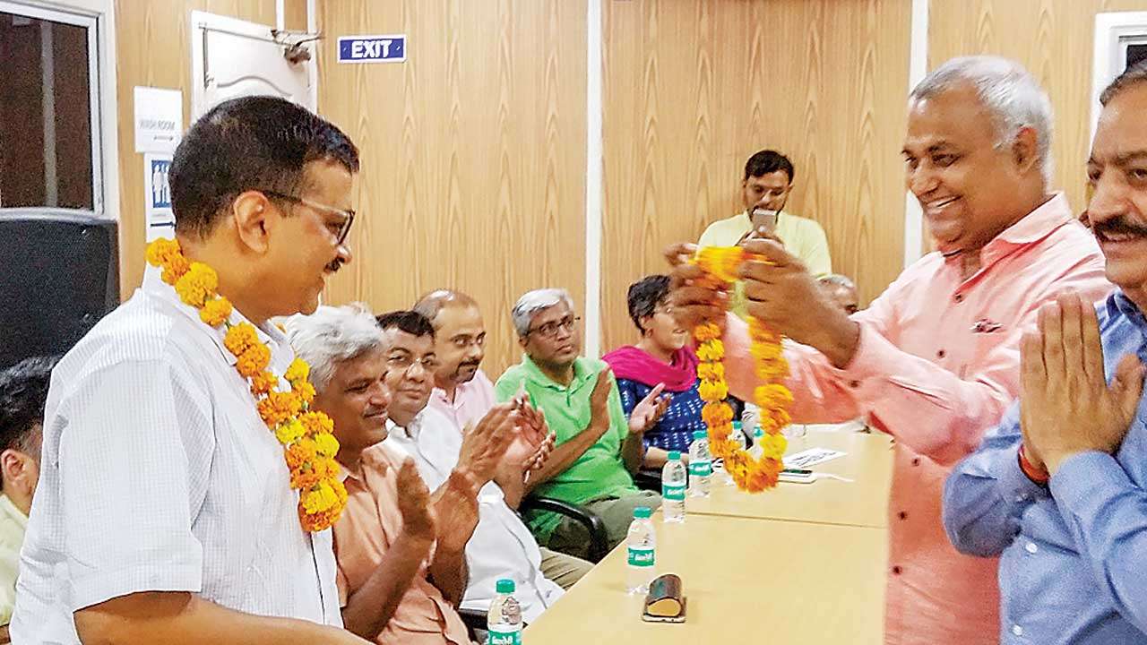 kejriwalcallsoffninedaysitin