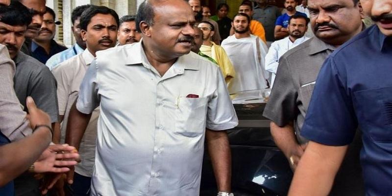 somejd(s)mlasfavourgivingexternalsupporttobjpkumaraswamytodecide:gtdevegowda