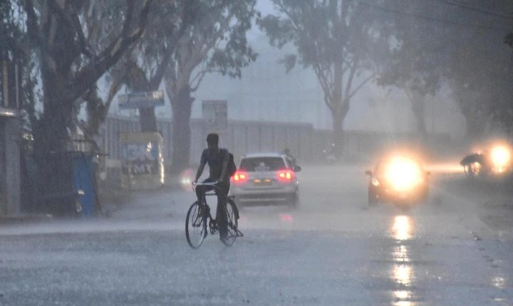 Heavy to very heavy rainfall to continue in Bihar, Jharkhand, West Bengal, Sikkim & North Odisha during next two days: IMD