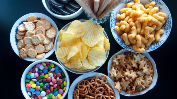 junknotallowed!rotisbuttermilktoreplacechipspizzasinmaharashtraschoolcanteens