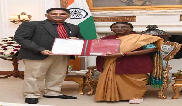 President Droupadi Murmu Gets Delhi Voter Card