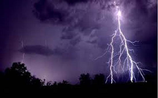 lightningstrikekills5including3kidsinbiharsrohtas