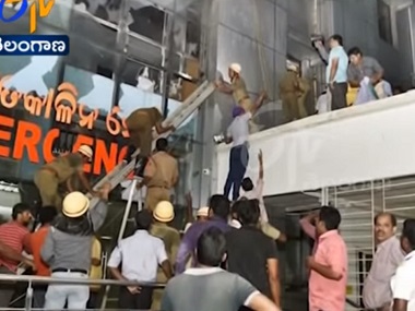 rohinihospitalfire:doctorsbookedforleavingpatienttodie