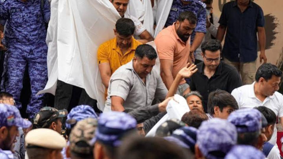 Delhi Police Clear Jantar Mantar After Sonam Wangchuk Hospitalised