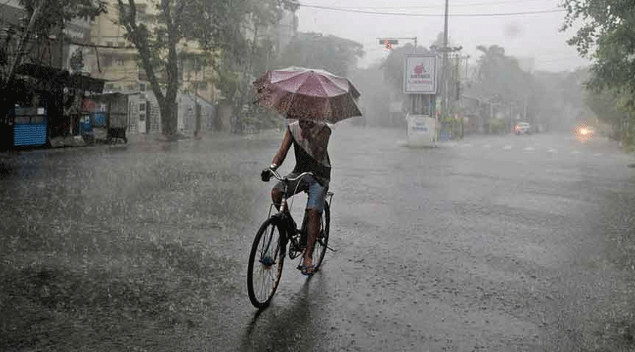 IMD predicts heavy to heavy rainfall in parts of Rajasthan, Gangetic West Bengal