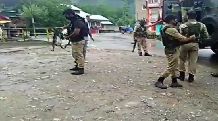 crpfjawaninjuredinmilitantattackinjk