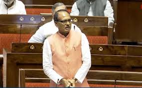 over4300fposregisteredonenam:agricultureminister
