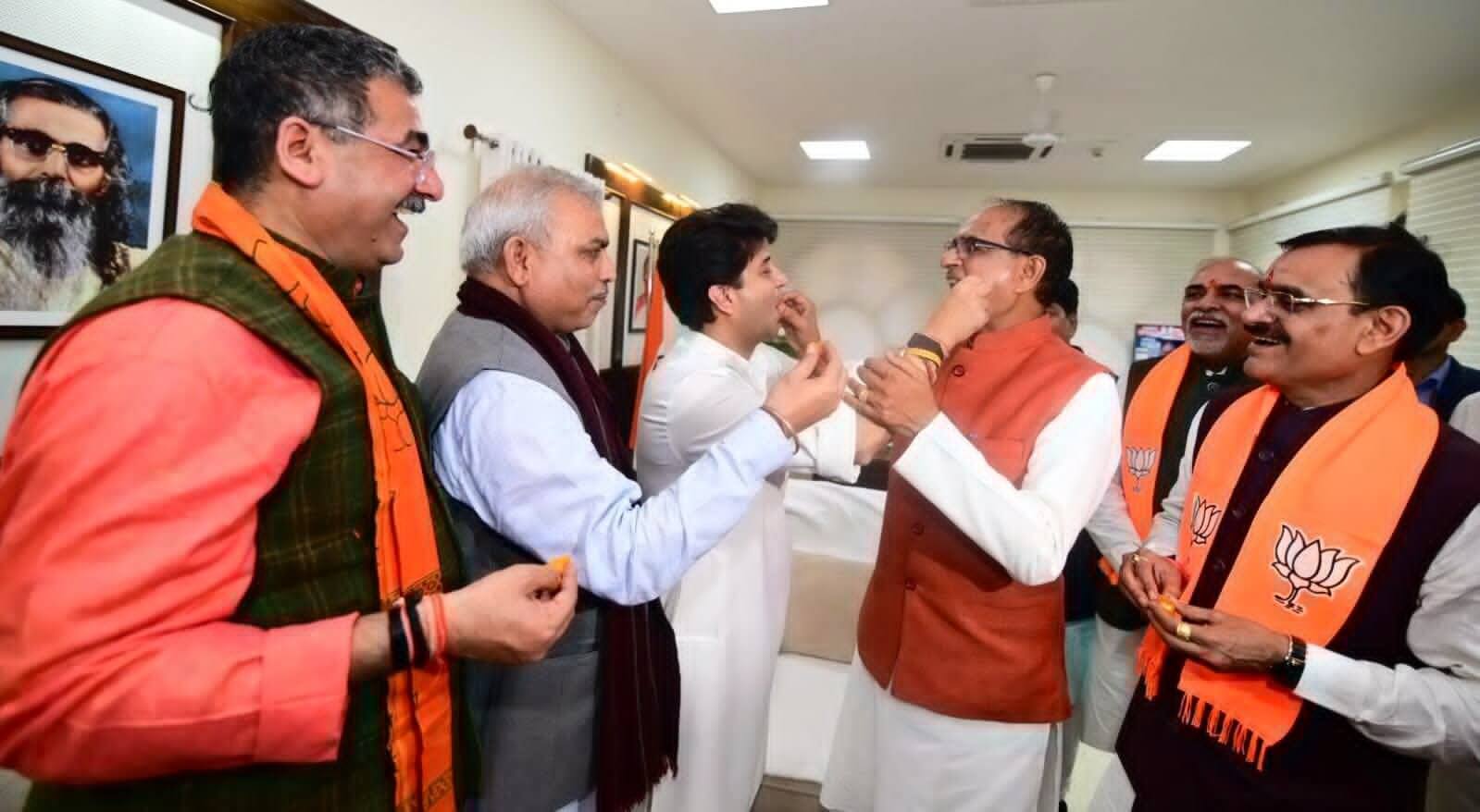 BJP takes comfortable lead in Madhya Pradesh, big setback for Congress