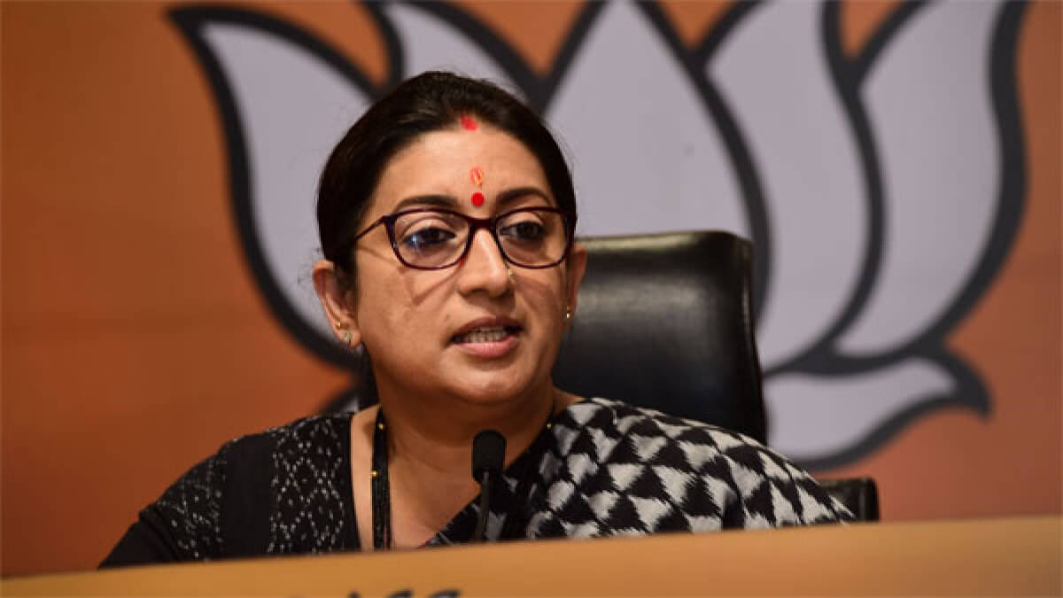 mastermindofliquorscamisfinallyincustodyoflaw:smritiiranihitsbackatkejriwal