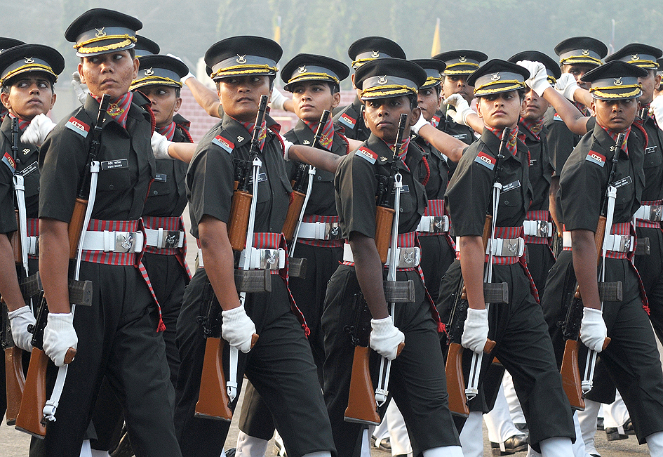 womenofficersinductedinshortservicecommissionofindianarmytobegivenpermanentcommission