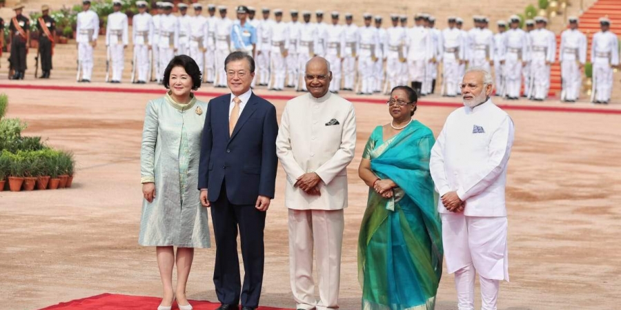 southkoreanpresidentmoonreceivedbymodiatrashtrapatibhavan