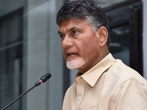 chandrababunaiducallsuponpartyworkerstotakepartindharmaporatadeeksha