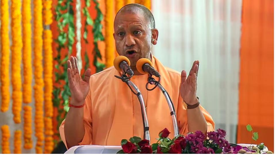Yogi Joins RSS-BJP Meet in Kanpur to Promote Unity 