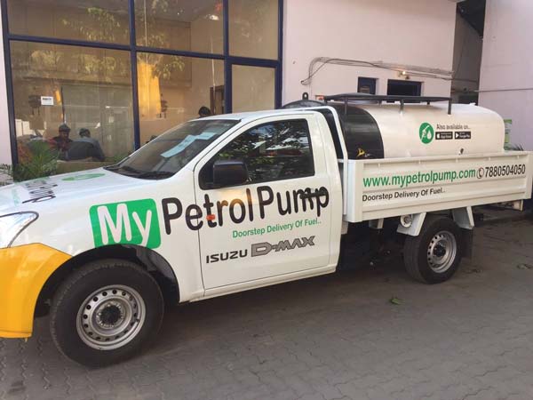 bengaluru:homedeliveryfuelfirmmypetrolpumphitstheroad